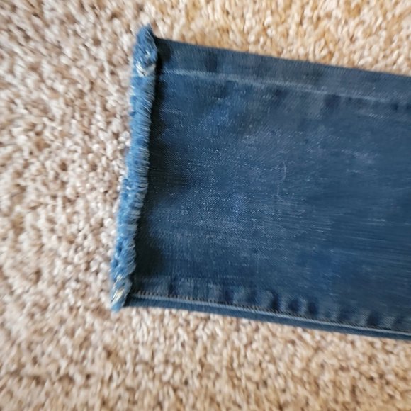 Yoga Jeans Rachel Raw Hem bottom - Picture 2 of 4